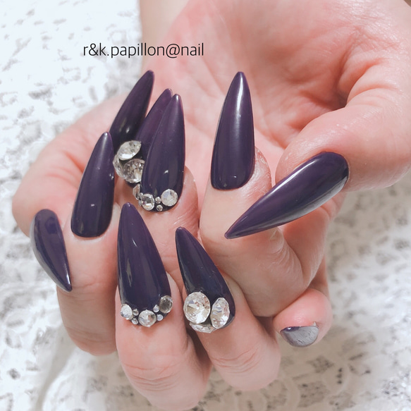 Rinoページ ネイルチップ RINo nail ::: ネイルチップ販売 (@rino_nail29) • Instagram