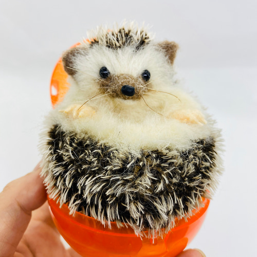 羊毛フェルト ハリネズミ 仰向けポーズ ベビーサイズ 羊毛