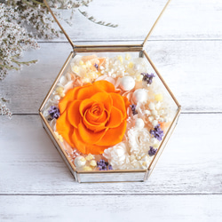 一輪のバラのアンティークガラス＊ジュリアオレンジのリングピローＭサイズ 1枚目の画像