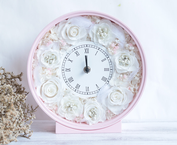 スノーホワイトの花時計～ピンクフレームタイプ～＊プリザーブドフラワー＊母の日・誕生日・結婚お祝い 5枚目の画像