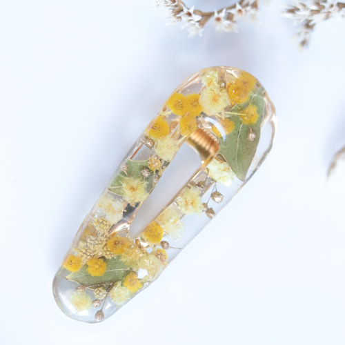 小花を閉じ込めて」ミモザor桜のヘアクリップ*固まるハー 小花を閉じ込めて」ミモザor桜のヘアクリップ*固まるハー