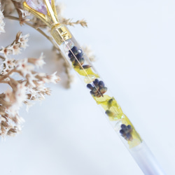 【選べるカラー】小花×クリスタルシャープペンシル＊固まるハーバリウム＊無料ラッピング 3枚目の画像