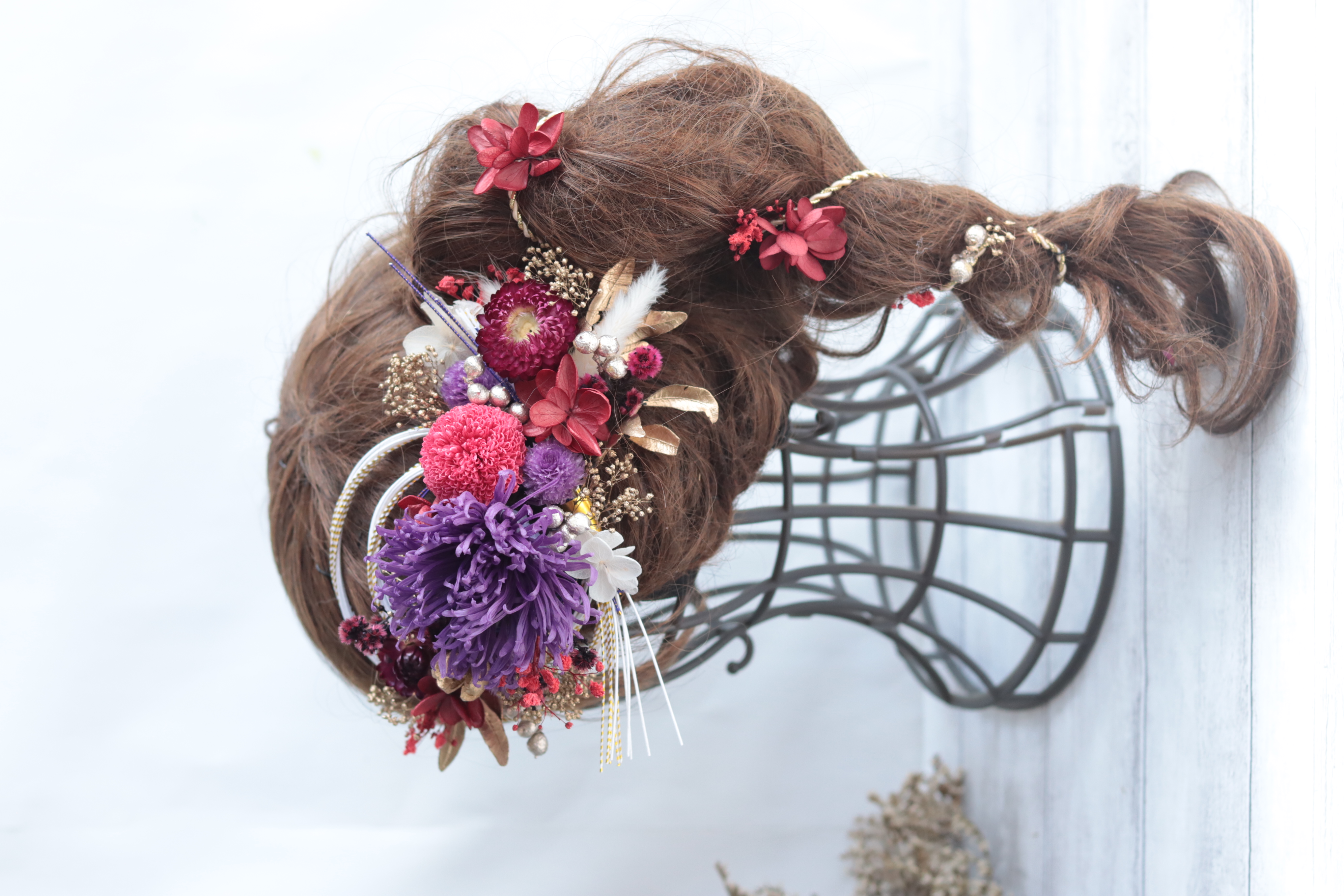 アナスタシア&ゴールドリーフ+飾り紐の髪飾り+水引＊プリザーブドフラワー＊和装にも◎