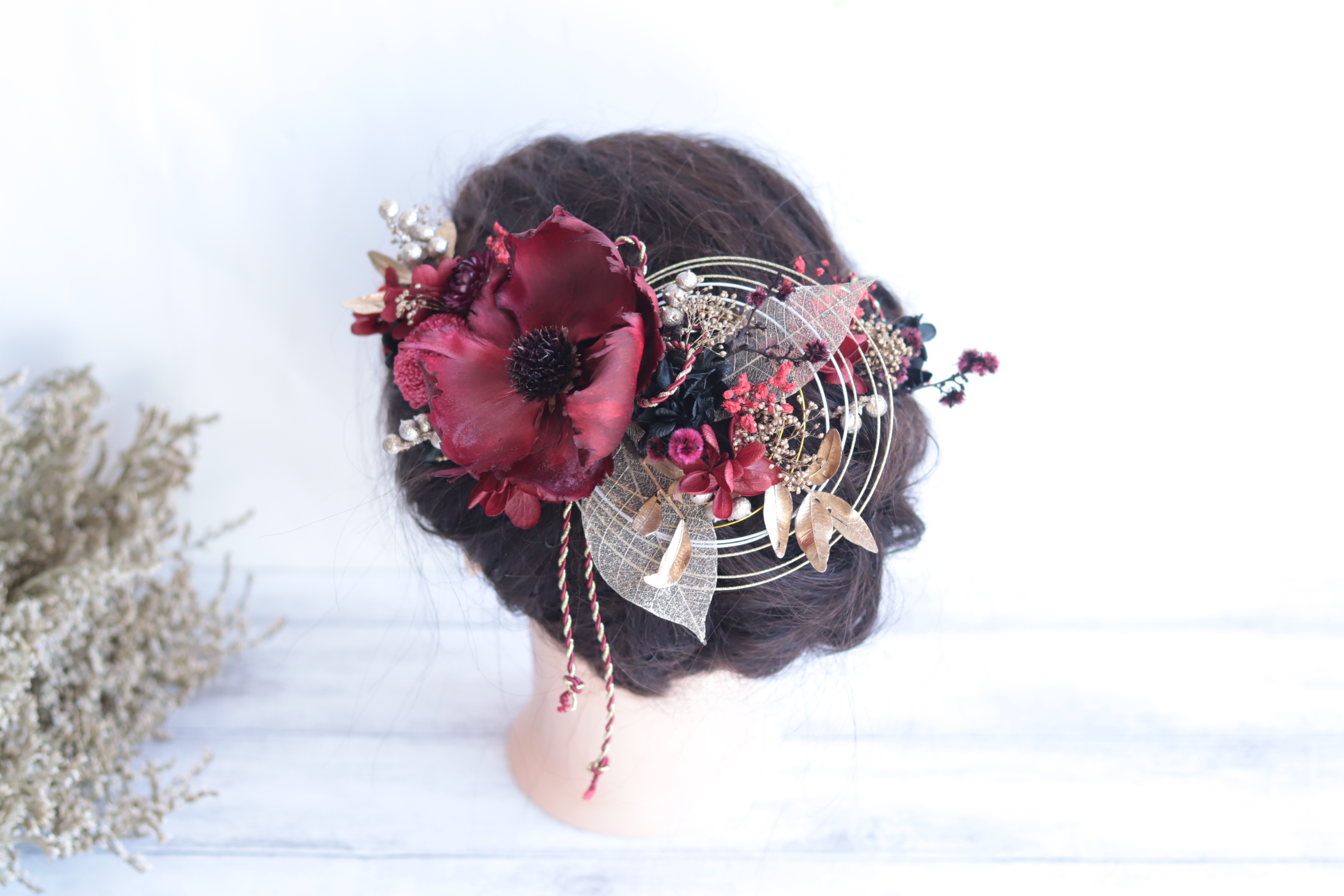 パームフラワー&ゴールドリーフ+飾り紐の髪飾り+水引＊プリザーブドフラワー＊和装にも◎