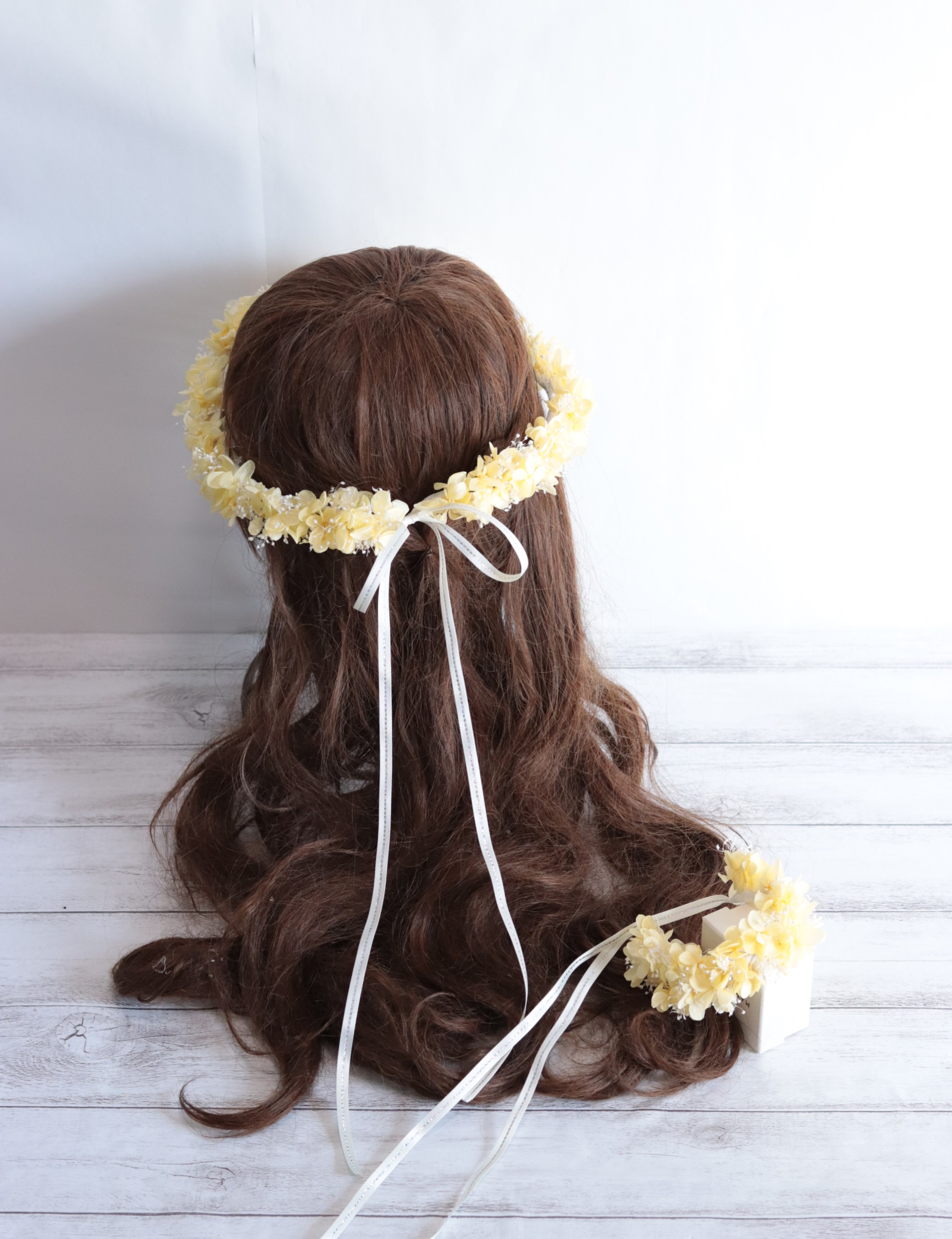 【カラーオーダーＯＫ】華奢な花冠&リストレット～霞みそうとアジサイ～＊アンティークホワイト＊プリザーブドフラワー