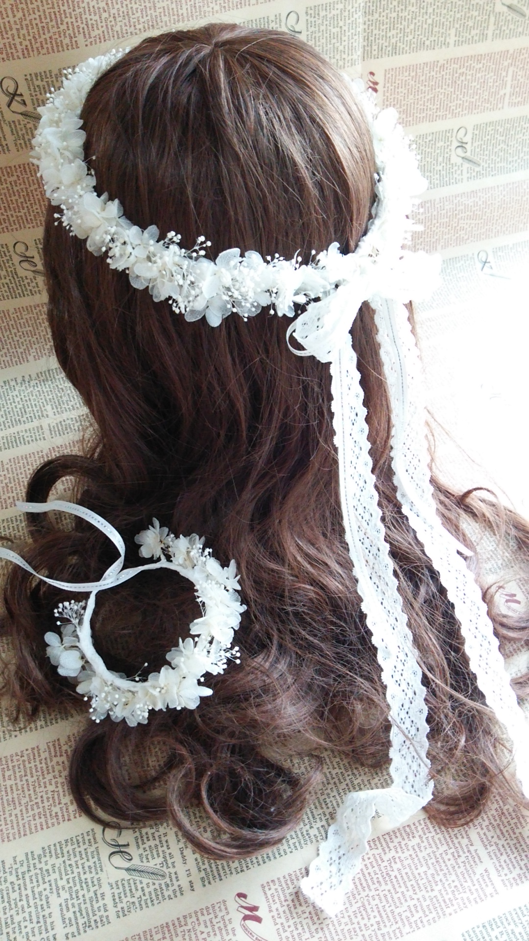 Ｗリボン＊華奢な花冠&リストレット～ソフト霞みそうとアジサイ～＊２点セット＊色ちがいもオーダー可＊ブートニアもオーダー可