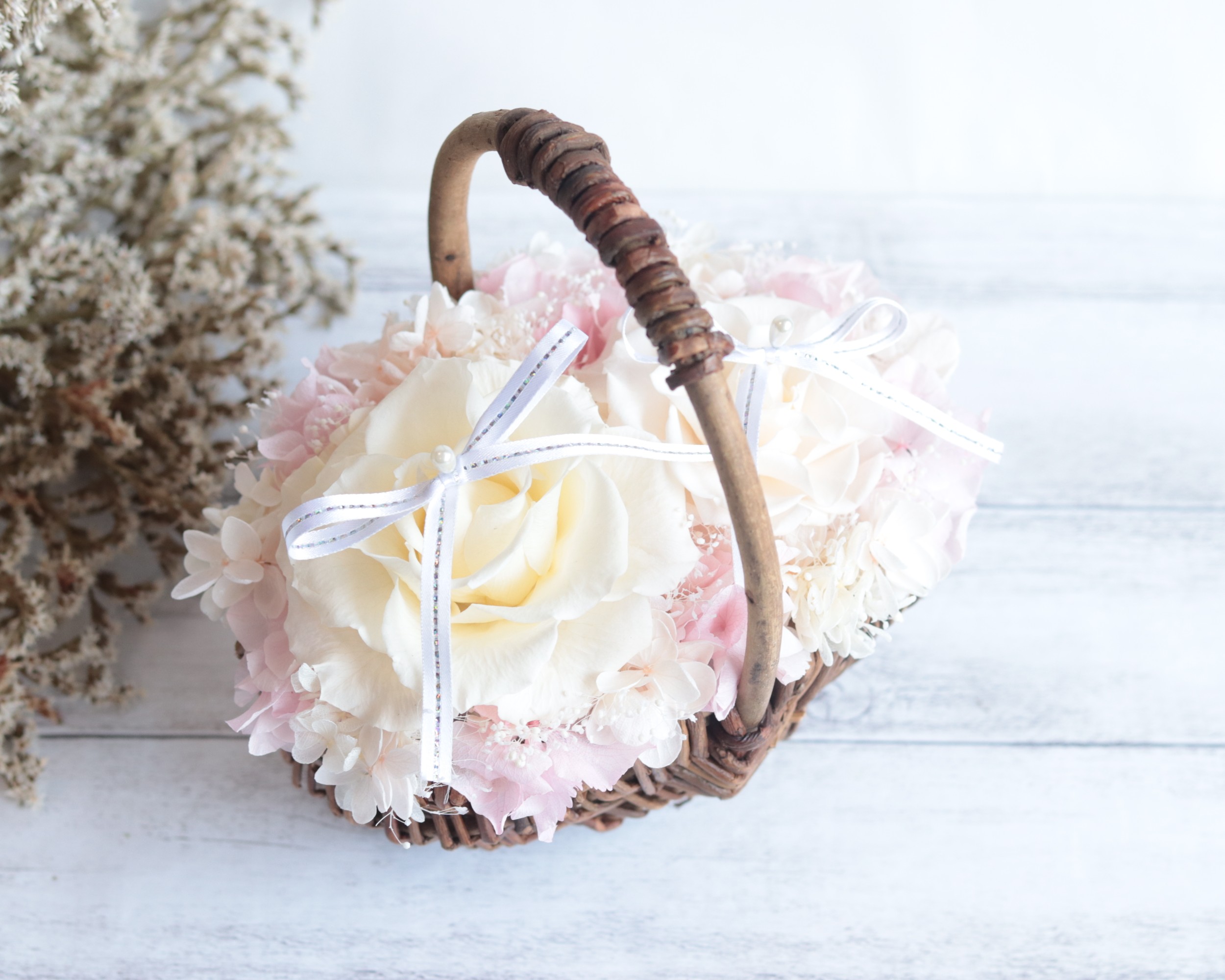 【ゼクシィ掲載作品】バスケットリングピロー＊ふんわりお花をいっぱい詰め込んで＊クリアケース付き
