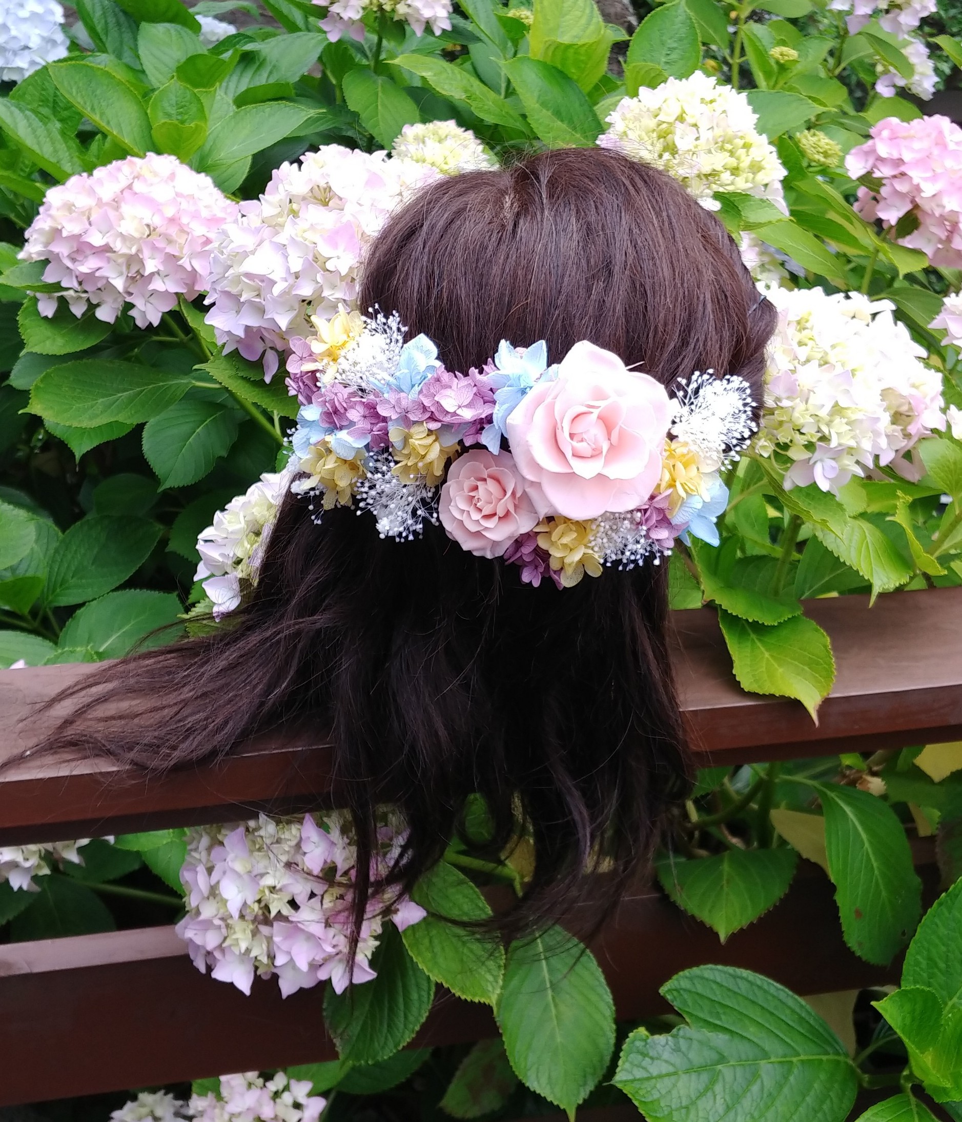 アジサイ×オーロラかすみ草+バラ＊ヘッドドレス＊ブリザーブドフラワー＊カラーオーダー