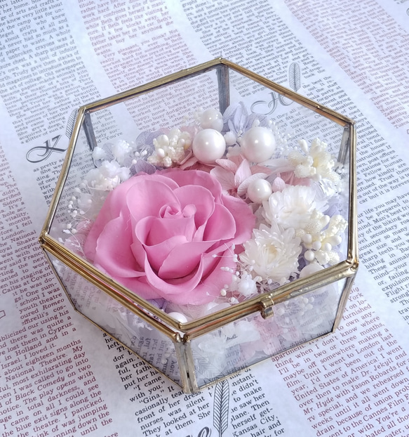 一輪のバラのアンティークガラス＊ローズピンクのリングピローＭサイズ 4枚目の画像