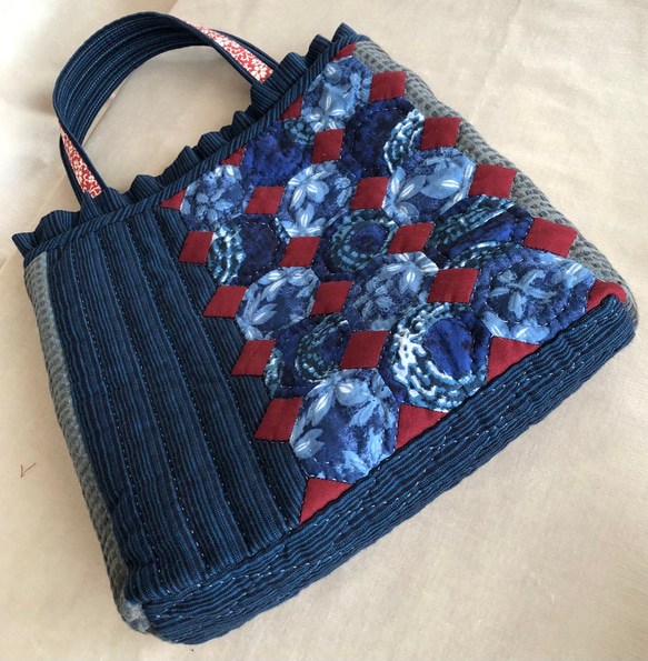 藍染カラーの和風パッチワークバッグ トートバッグ plus-one