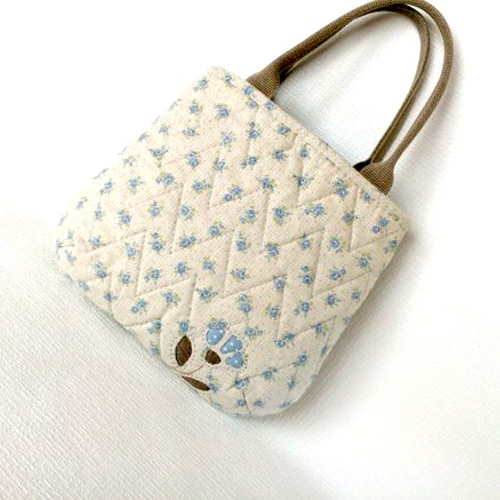 バラのリバースアップリケパッチワークバッグVer2 トートバッグ plus