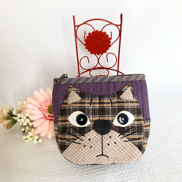 感謝価格　SALE 猫柄　猫ちゃん大集合ポーチ　パッチワーク　人気　ハンドメイド 1_2095be64606d9dc95edb6b8afad0