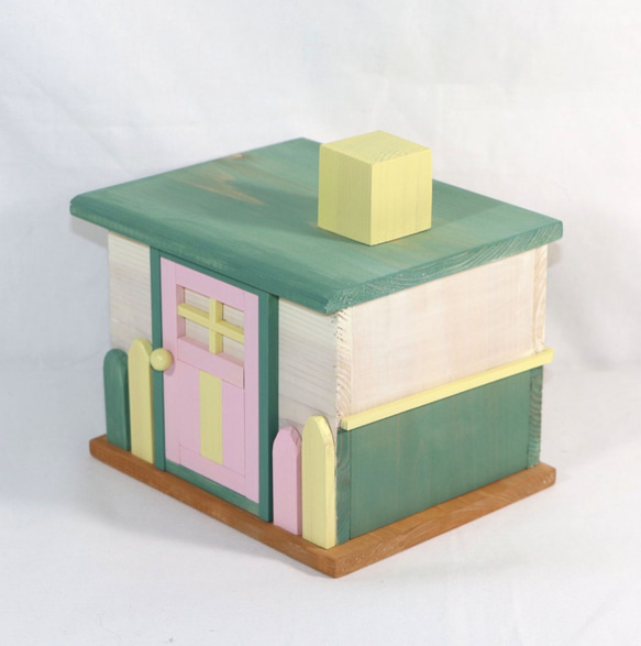マスクケース　木製　かわいいお家（小）（アンティークグリーン＆ピンク） 3枚目の画像