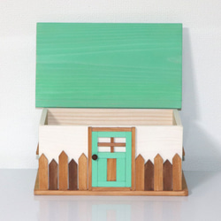 マスクケース　木製　かわいいお家（大）（コバルトグリーン) 5枚目の画像