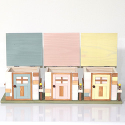 マスクケース　3件並んだかわいいお家（ピスタチオ＆ピンク＆イエロー） 3枚目の画像