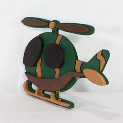 かわいいヘリコプター（迷彩）　木製壁飾り 2枚目の画像