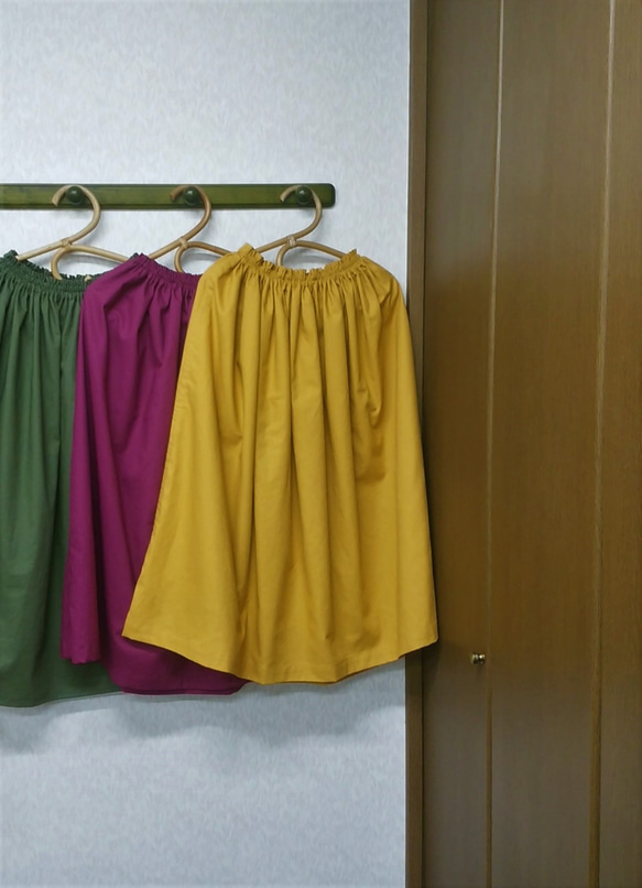 送料無料　２４時間以内発送　日本製　コットンリネン　綿　麻　ギャザーロングスカート　マスタード 1枚目の画像