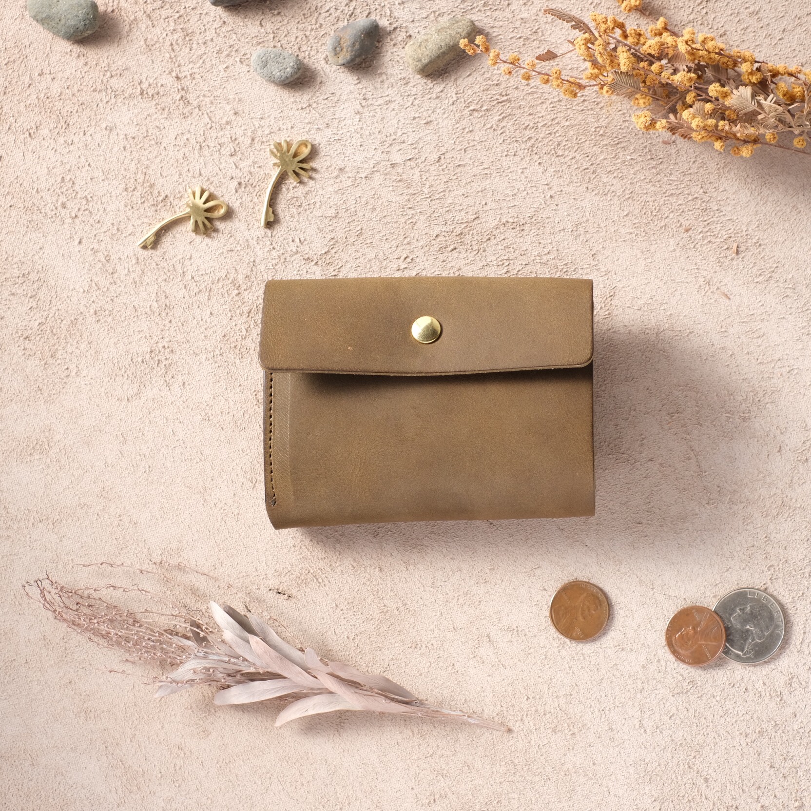 小さなお財布 三つ折り ミニ財布 オリーブ