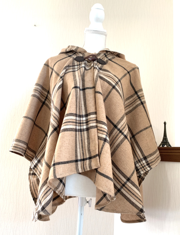 美品　MaxMara チェック柄フード付きポンチョ L 未使用】マックスマーラ ケープ風 ダウン切替 チェック柄 コート 2024