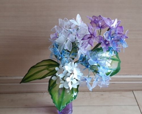 ネム　アメリカンフラワー花瓶付き紫陽花 1_88662b57b2478f35edd6c1777f30