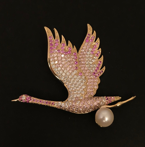 [再販] ブローチ　桜鶴の舞　真珠付き　「無料配送」 1枚目の画像