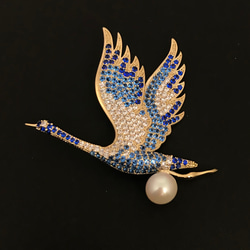 [1点のみ]ブローチ　青鶴の舞　真珠付き 1枚目の画像