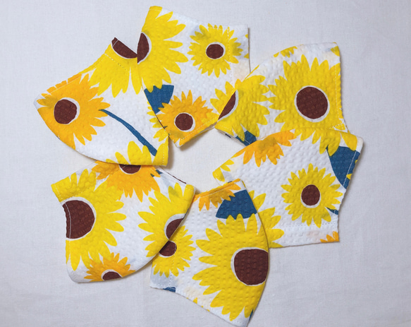 【送料無料】2枚セット リップル子供用立体夏マスク ひまわり柄  花柄 マスク用ゴムあり 5枚目の画像