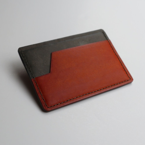 ２枚＋１ポケットのスリムカードケース  パスケース 薄型　メンズ　イタリアンレザー プエブロ 手縫い　バダラッシカルロ　 2枚目の画像