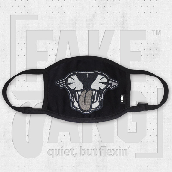 「SALE」洗える マスク コットン製 紐調節可 デザイン ワッペン付き 専用ポーチ プレゼント「FAKE TANG」 4枚目の画像