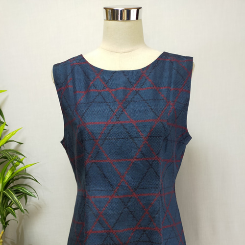 着物リメイクワンピース　正絹紬 着物リメイク【M】正絹紬☆菱形模様☆Aラインワンピース266