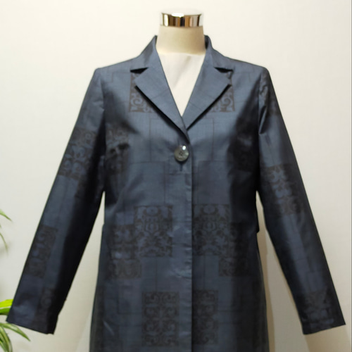 大島紬＊ 着物リメイク＊ロングコート（正絹）ハンドメイド 着物リメイク テーラーカラー ロングコート 大人かっこいい