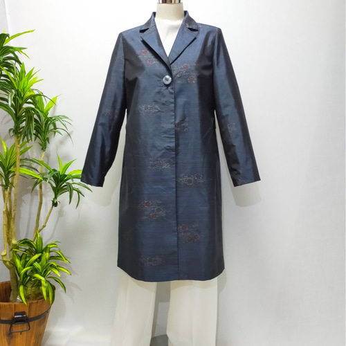 着物リメイク テーラーカラー ロングコート 花柄模様 紺色 正絹本場
