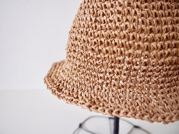 春夏用 手編みのどんぐり麦わら帽子 〈キッズサイズ〉ナチュラルカラー 2枚目の画像