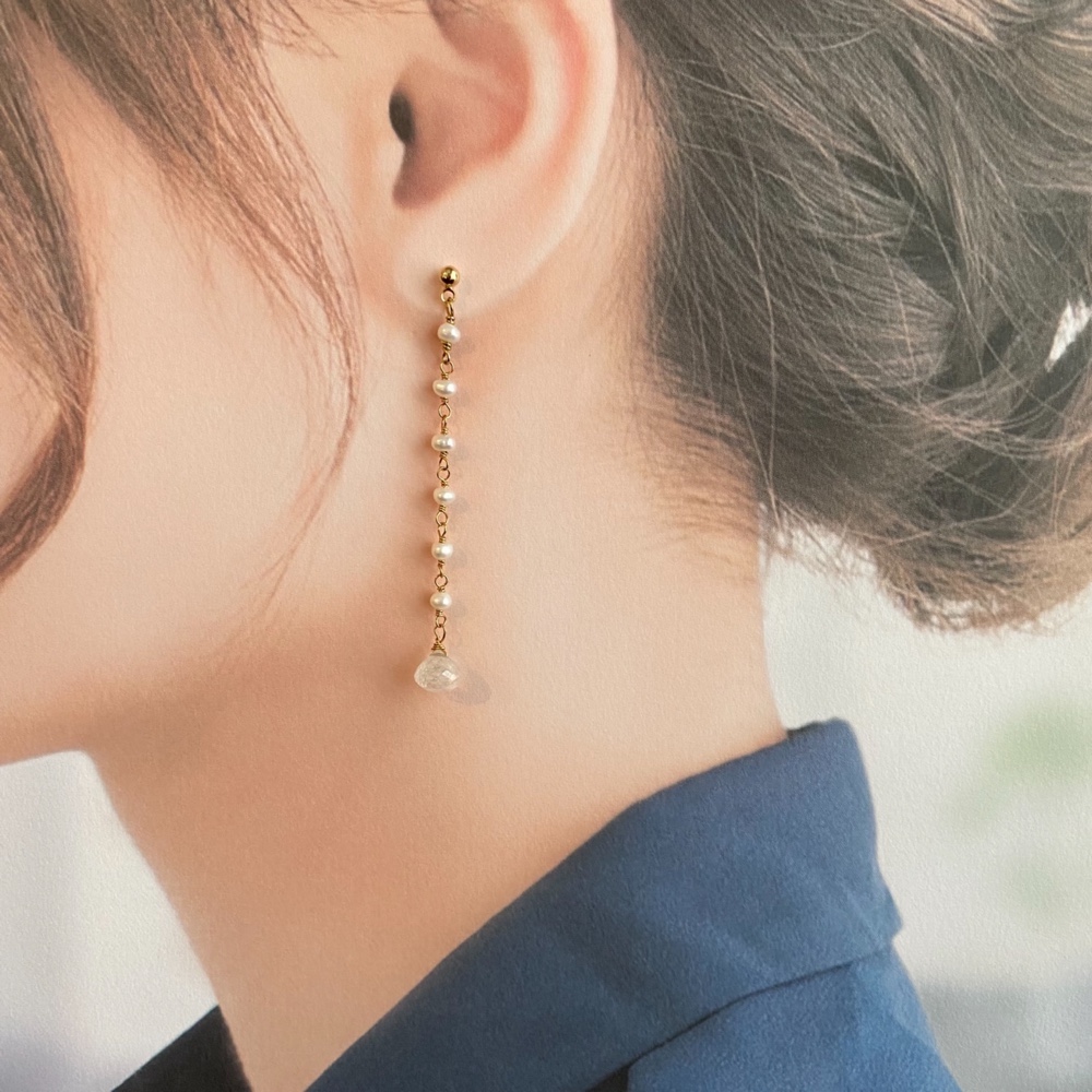 《No.010》雫のオパールピアス・イヤリング 4,675円