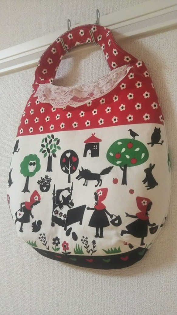 【童話の世界】ハンドメイド　赤ずきんちゃん　たまごバッグ　トートバッグ　たまごのような形のバッグ　 2枚目の画像