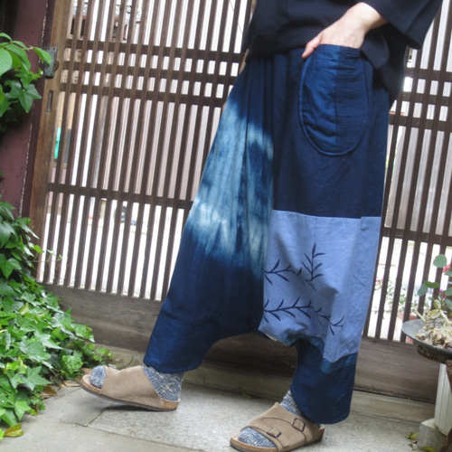 古布リメイク☆藍染めに古い手ぬぐいを染めて…個性的でラクチンな