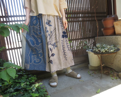 三春駒　手ぬぐい　古布リメイク　柿渋染め　布団皮　ギャザースカート　ハンドメイド 三春駒手ぬぐい古布リメイク柿渋染め布団皮ギャザースカート