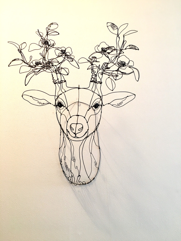 ワイヤーアート　ワイヤークラフト  鹿 tree 椿　つばき　ツバキ 1枚目の画像