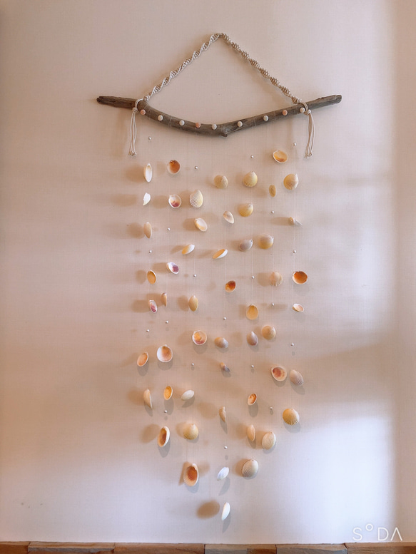 これからの季節にぴったり☺︎流木貝殻タペストリー 2枚目の画像