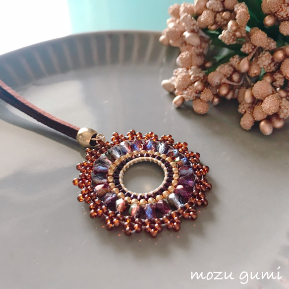 再販】ビーズ編みのネックレス（曼荼羅／アンティークゴールド