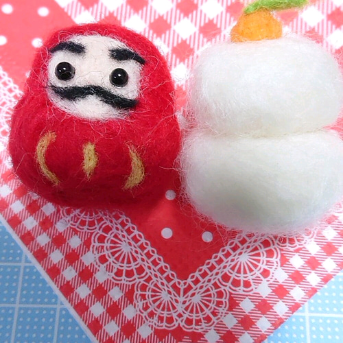 ダルマさんと鏡餅 羊毛フエルト 羊毛フェルト cherryblossom 通販