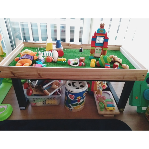 芝生の遊び場  テーブル 新品未使用 芝生の遊び場 新品未使用品 机・デスク DIY design 通販 9006779