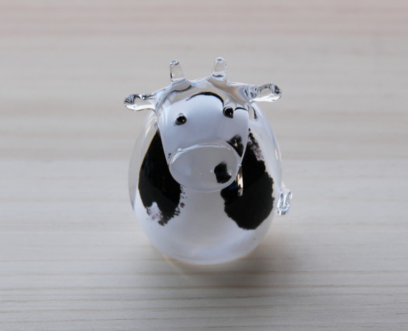 ガラスの干支 丑年 2021・うし（単体） 3枚目の画像