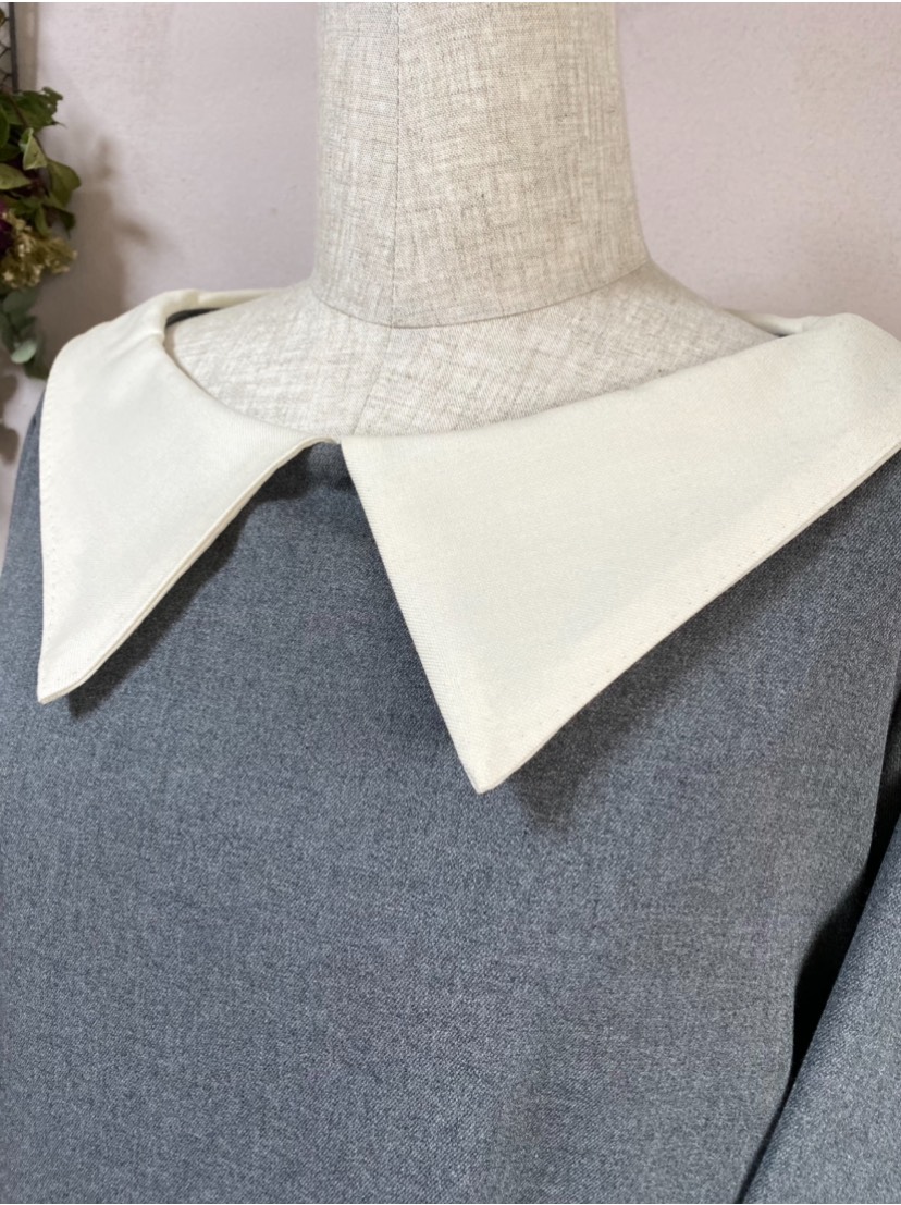 《大きいサイズ》大きめ襟のＡラインワンピース　グレー×オフホワイト　Ｌ•ＬＬ　１３号  フォーマル　七五三