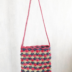 【一点限り】お花柄の網模様　カラフル　ショルダーバッグ　手編み 7枚目の画像