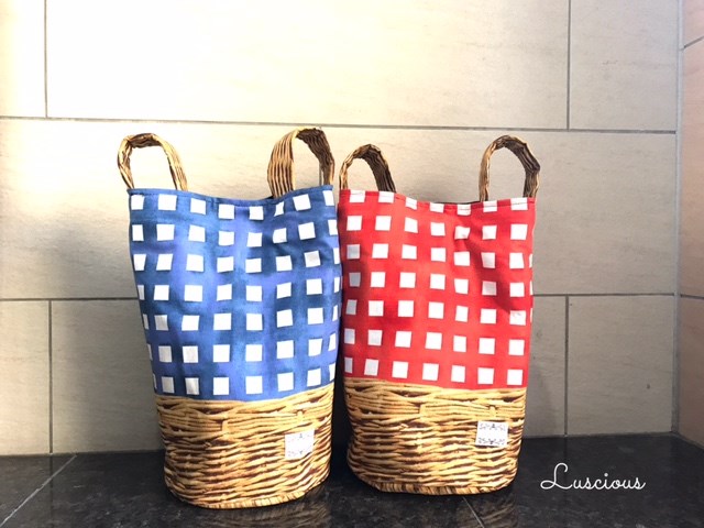 【新作】ま～るいフォルムの手描きチェック＆カゴバッグ（あお）