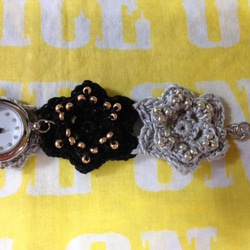 フラワーモチーフシリーズ　ブレスレット時計(黒・グレー　ゴールド・シルバー　シルバー金具) 4枚目の画像
