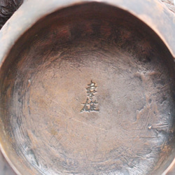 亀置物・銭亀朱肉入れ・歩-1　黒色　鋳造　ブロンズ　桐箱付き　ロストワックス鋳造　 7枚目の画像