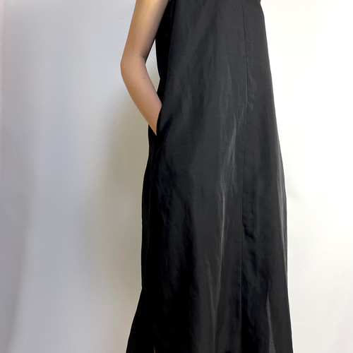 極美品✨ルネ ウールシルク混 Aラインワンピースドレス ベーシック 黒 36 極美品ルネ ウールシルク混 Aラインワンピースドレス ベーシック