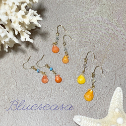貝殻のフックピアス/貝殻:オレンジ ビーズ:水色/ビーチや海に/天然の貝殻 7枚目の画像